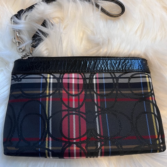 NWOT - vintage Plaid tartan red COACH signature wristlet bag purse - Picture 2 of 7